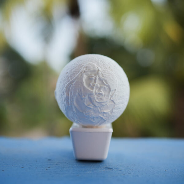 3D Personalized Photo Moon Lamp - Image 3